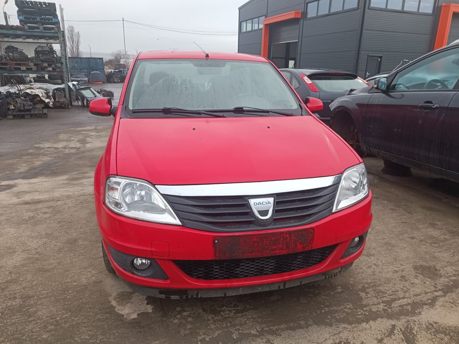 Dezmembram Dacia Logan, motor 1.4 mpi