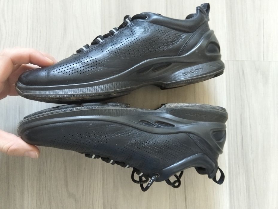 Adidași din piele Ecco Biom nr 37