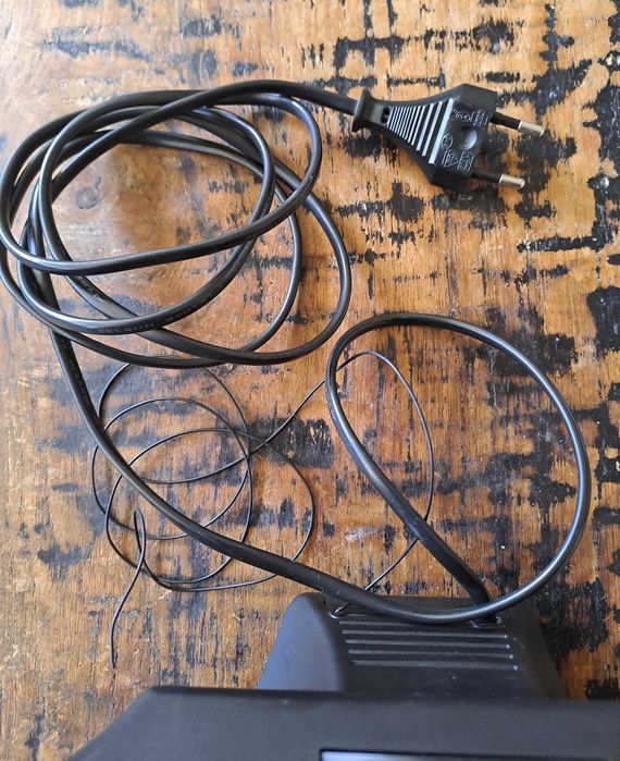 радио транзистор и будилник LED светлина, FM/AM радио, марка Marksman