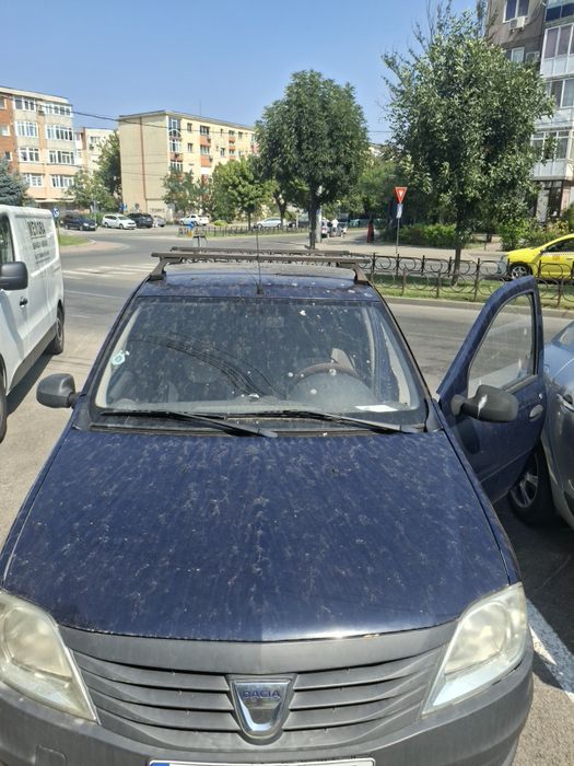 Se vide dacia logan