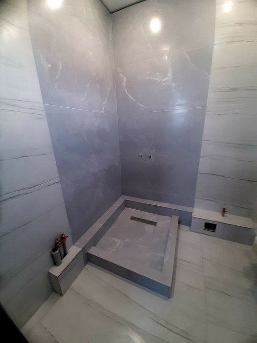 Кафельщик  отделочник.