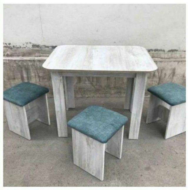 Продаются новые кухонные столы, табуретки от производителя.