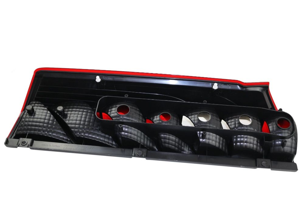 Стопове Стоп Задни Светлини Е4-марк за бус Ивеко IVECO DAILY VI 2014-