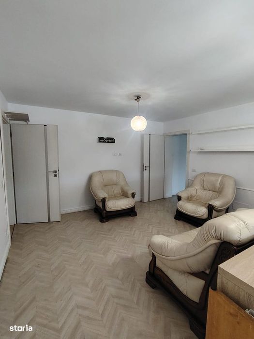 Apartament 3 camere, capat CUG, langa statia de autobuz, AC, parcare