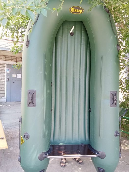 Лодка моторная Инзер 280 нднд.
