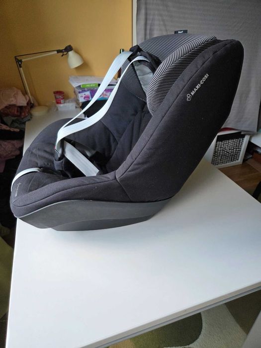 Детско столче за кола: Maxi-Cosi Pearl + FamilyFix Base