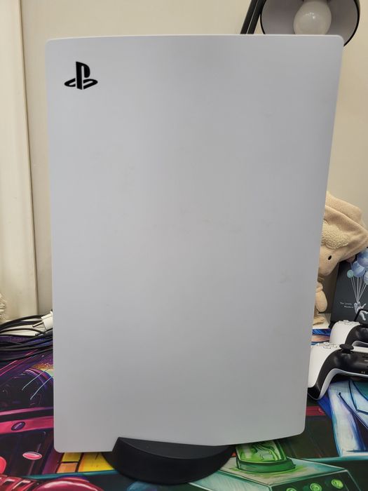Продам PlayStation 5