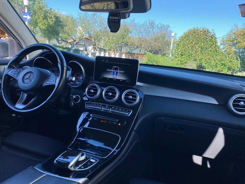 Mercedes GLC 250D (4*4) Pachet AMG