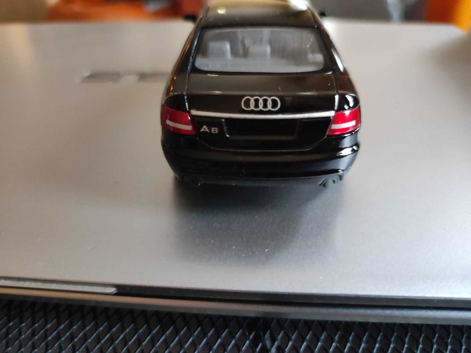 Ауди А6 метална количка