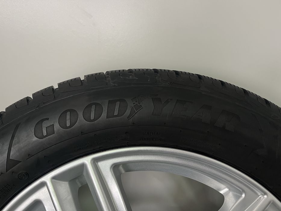 Джанти 19 цола 5х112 за Ауди Кю7 е-трон със зимни гуми 255/55/19