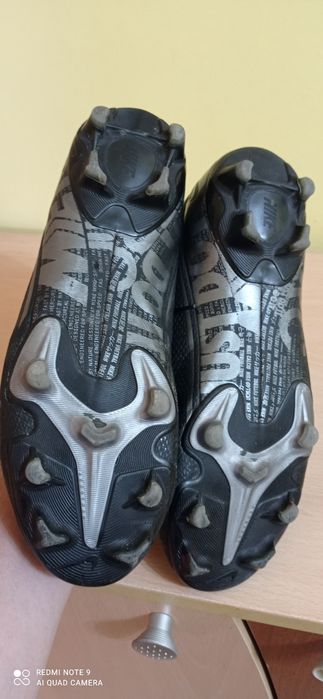 Бутонки Nike - оригинални!!!