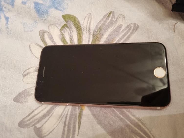 Айфон 7 в хорошем состояние