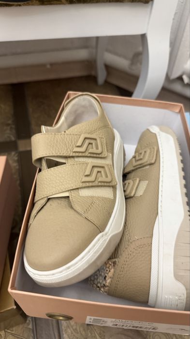 Женский обувь фирма Нурсаче