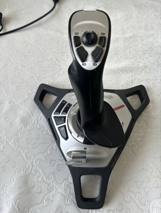 Джойстик Logitech Freedom Cordless