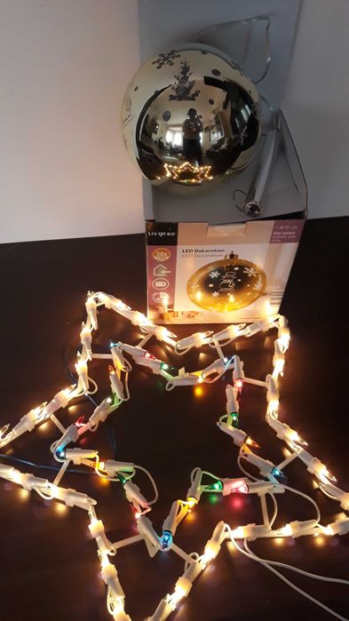 Decoratiuni luminoasa de  Crăciun