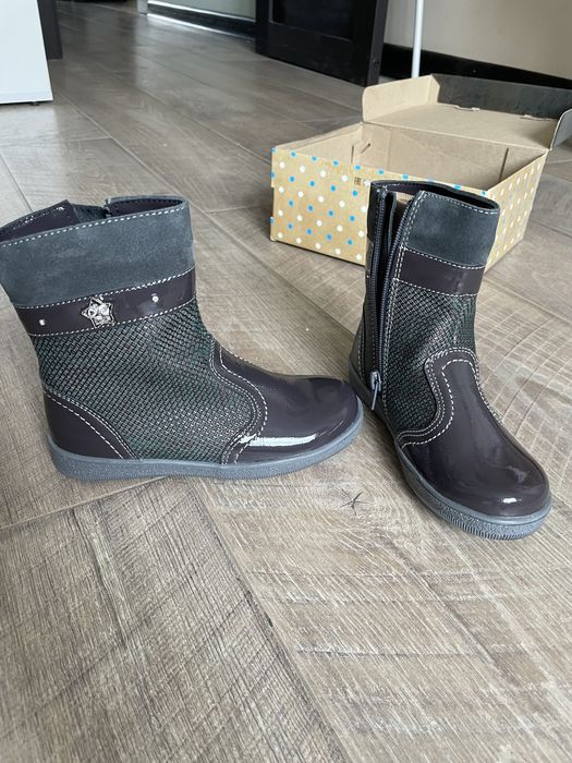 Сапожки для девочки демисезонные