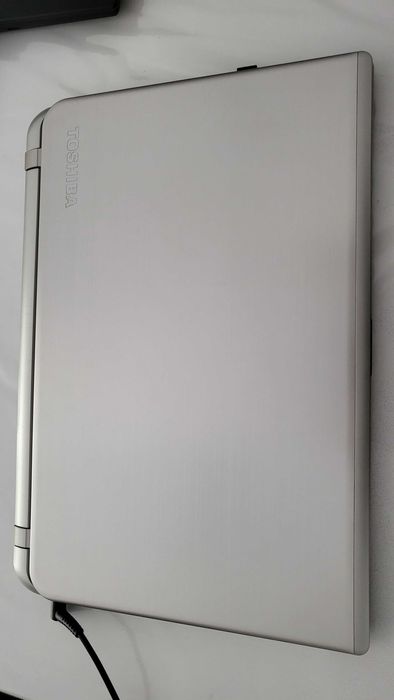 Лаптоп Toshiba Satellite S50-B-12Z 15.6"