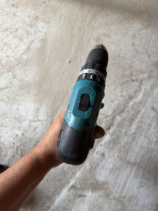 Makita DHP453 ударен винтоверт