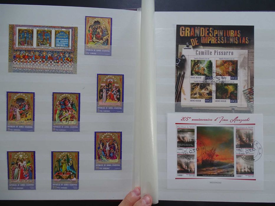 Clasor cu timbre tematice - Pictura (Lot 91)