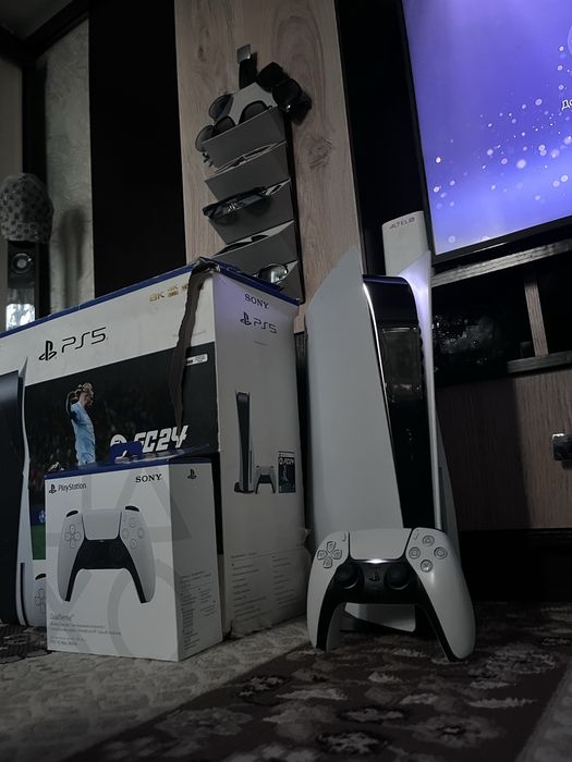 PS 5 в идеальном состоянии