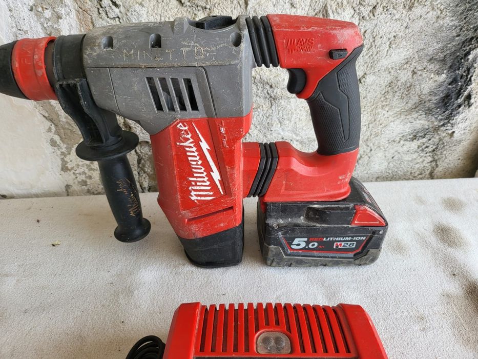 Ciocan rotopercutor Milwaukee  M28CHPX