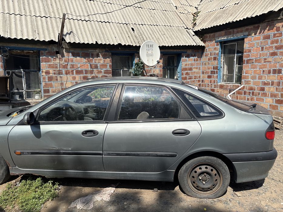 рено лагуна 1998 года