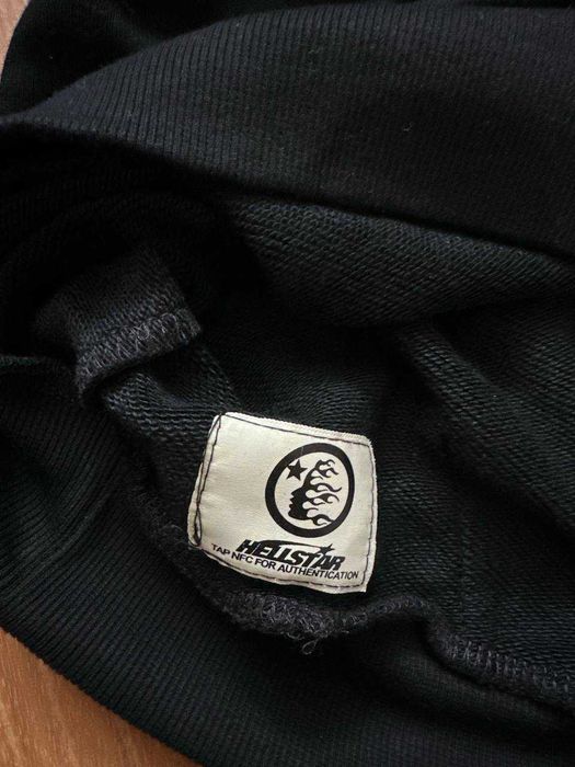 Hanorac Hellstar cu eticheta (nu Nike, Gucci, Adidas, Balenciaga)