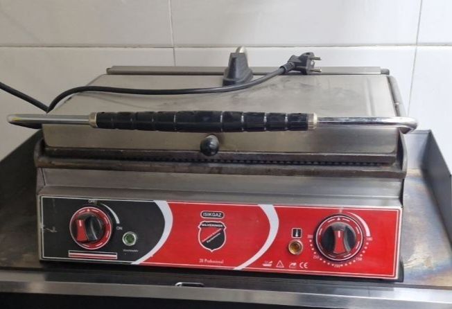 Toster tostr tostor tostir sotilad