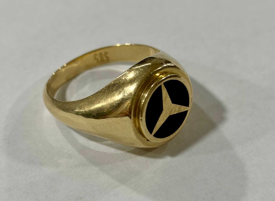 Златен пръстен 7.1 грама 14 карата проба 585