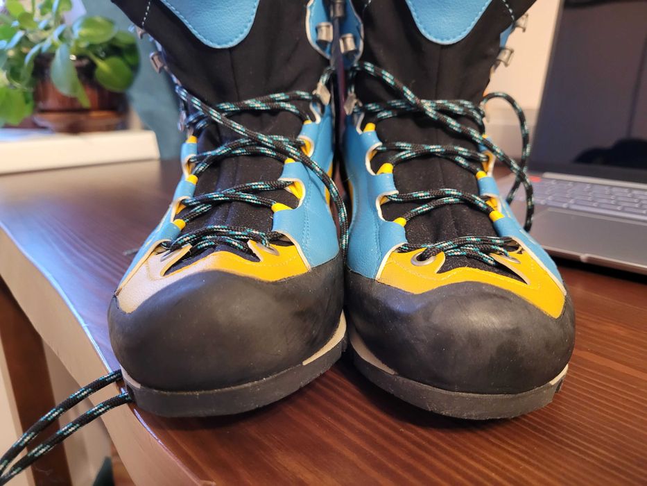 Трекинговые ботинки женские La Sportiva