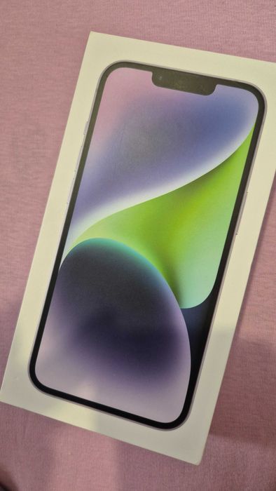 iPhone 14 128GB / Отлично състояние / С кутия и кабел / 350€