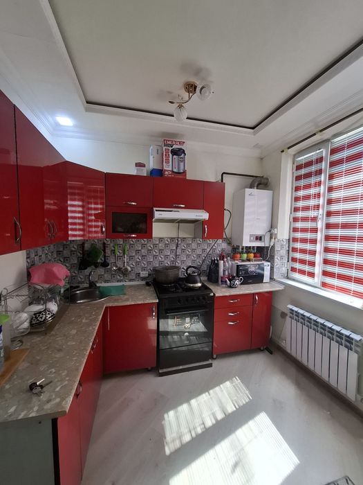 3 хоналик квартира сотилади Нурато ситий