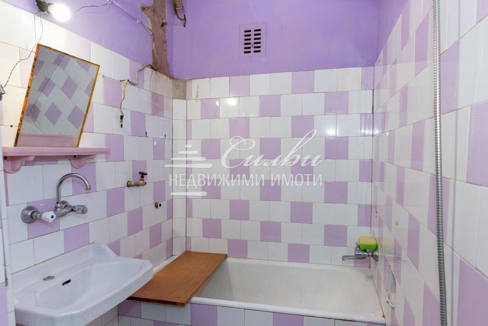 Продава се Многостаен апартамент в Шумен, Пожарната - 94 кв.м за 1275 €/кв.м - Снимка #10