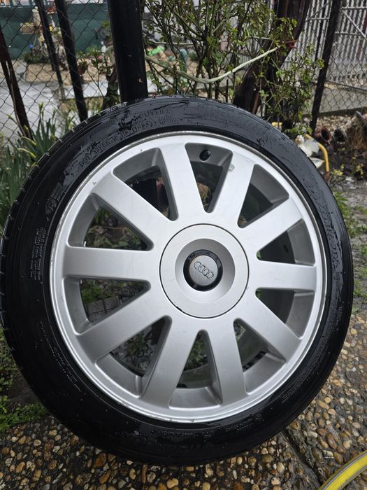 Перфектни джанти  S Line Audi Volkswagen с нови  гуми 225/45/17