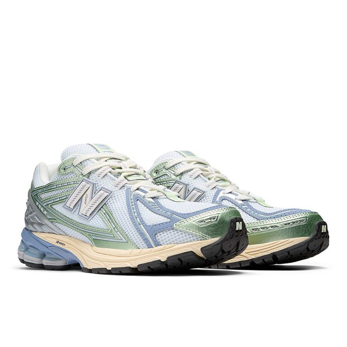 Кроссовки new balance 1906R