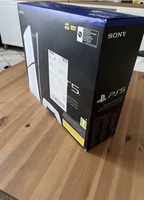 Playstation 5 +2 controllere
