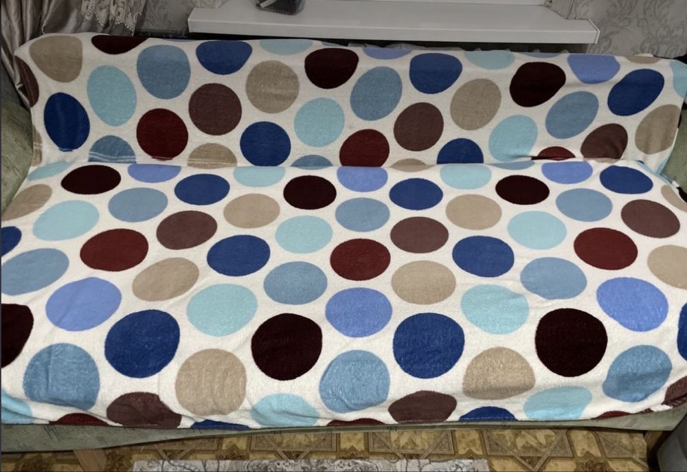 Продаю диван 5000тг.самовывоз