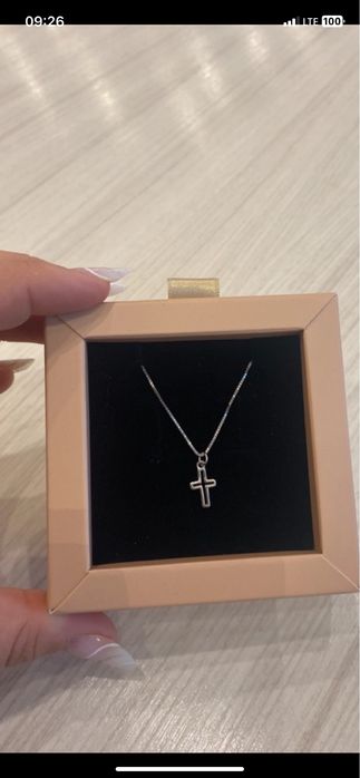 lantisor argint cu cruciulita