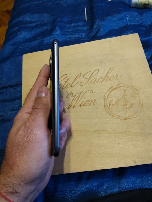 Motorola  moto g5s телефон