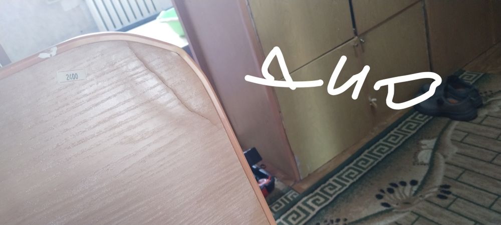 Продам стол б/у в хорошем состоянии