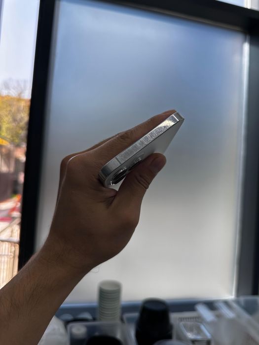 Продам iPhone 12 Pro Max