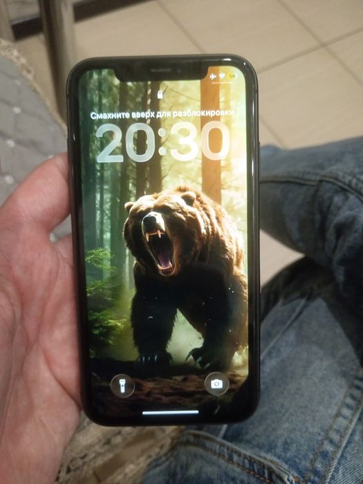 Продам айфон 11 64гб