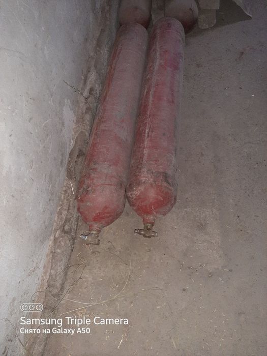 Gazbalon sotiladi.