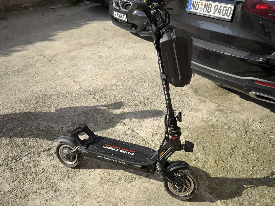 Електрическа тротинетка Dualtron Victor Luxury Plus NEW 60V 35Ah Samsung Black