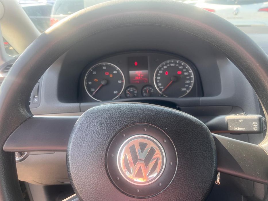 VOLKSWAGEN Touran 2005 — imagine 2