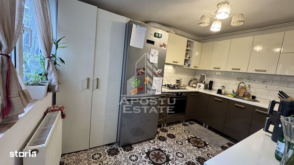 Apartament 3 camere semidecomandat , Zona Steaua
