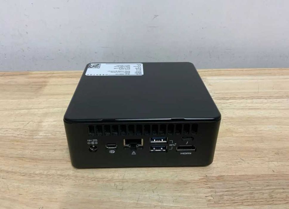 Intel NUC NUC11PAHI5/ Intel core i5/ RAM 32GB/ 512GB NVMe Mini PC