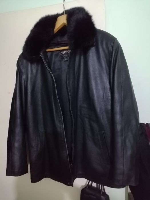 Продам кожаную куртку.