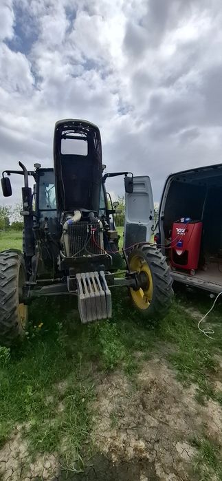Încărcare cu freon R134a Mobil oriunde in judetul iasi 50 lei 100g  Auto ,Tractoare, Camioane, Utilaje