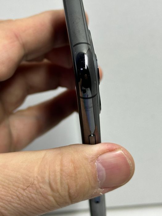 Продам Айфон 11 Про 64г